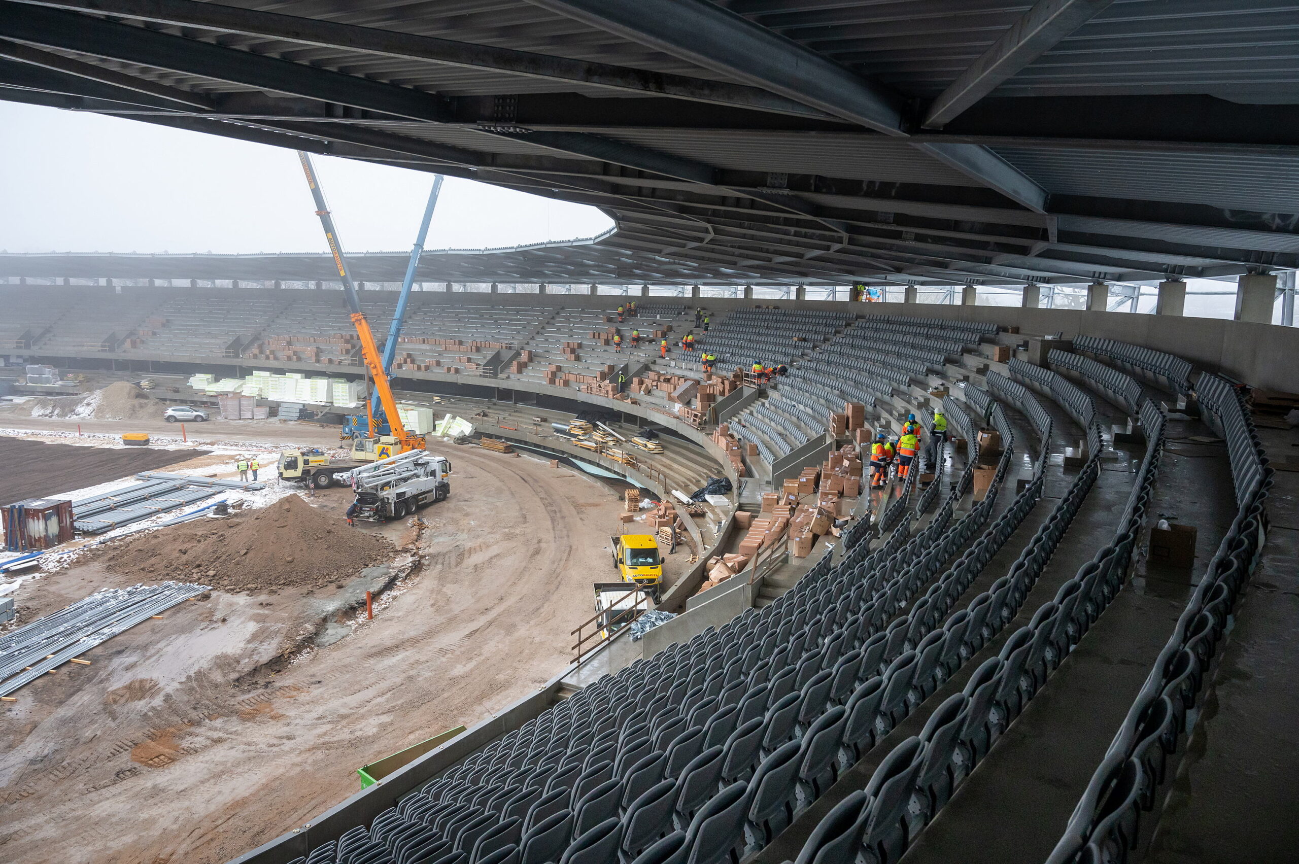 Kauno Miesto Savivaldybė Atgyjančiame Dariaus Ir Girėno Stadione ...